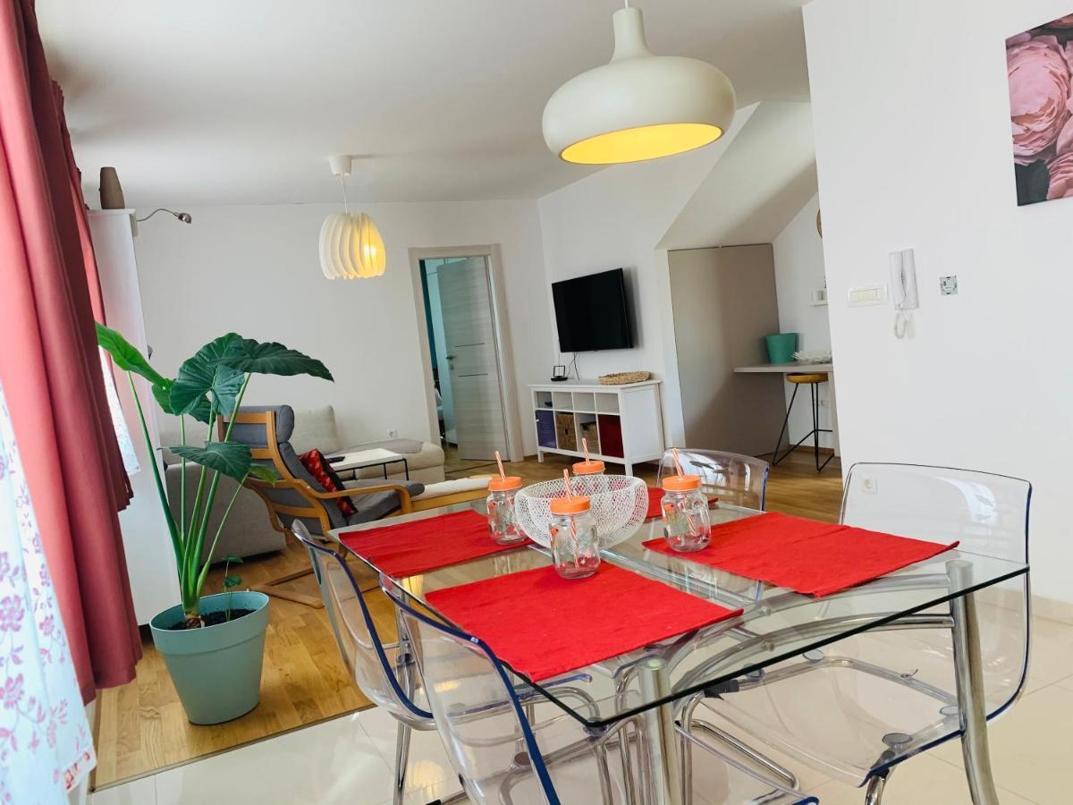 Apartman Marley Appartement Kostrena Buitenkant foto