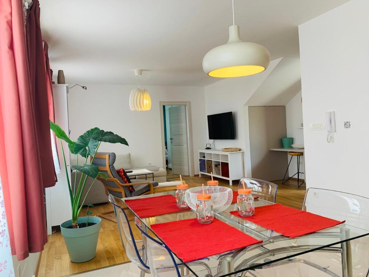 Apartman Marley Appartement Kostrena Buitenkant foto