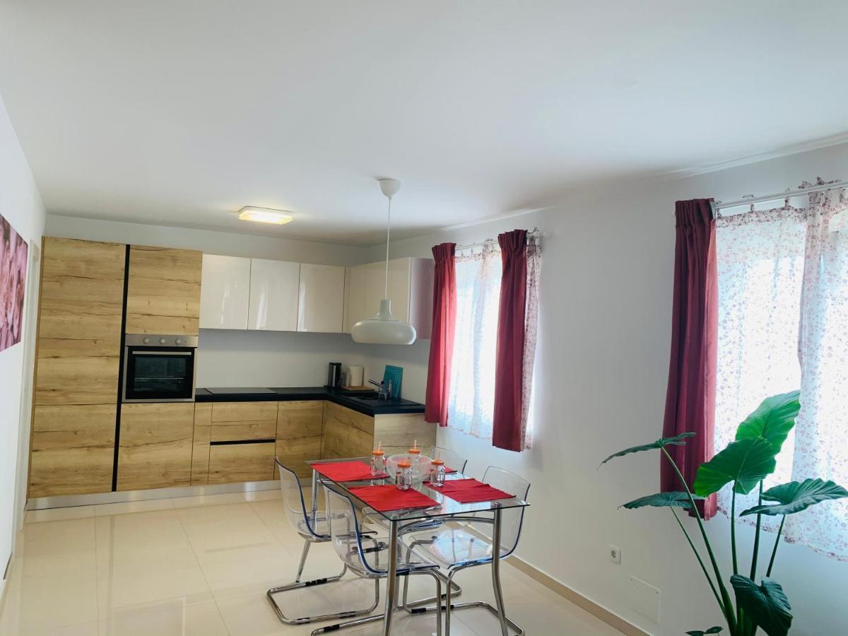 Apartman Marley Appartement Kostrena Buitenkant foto