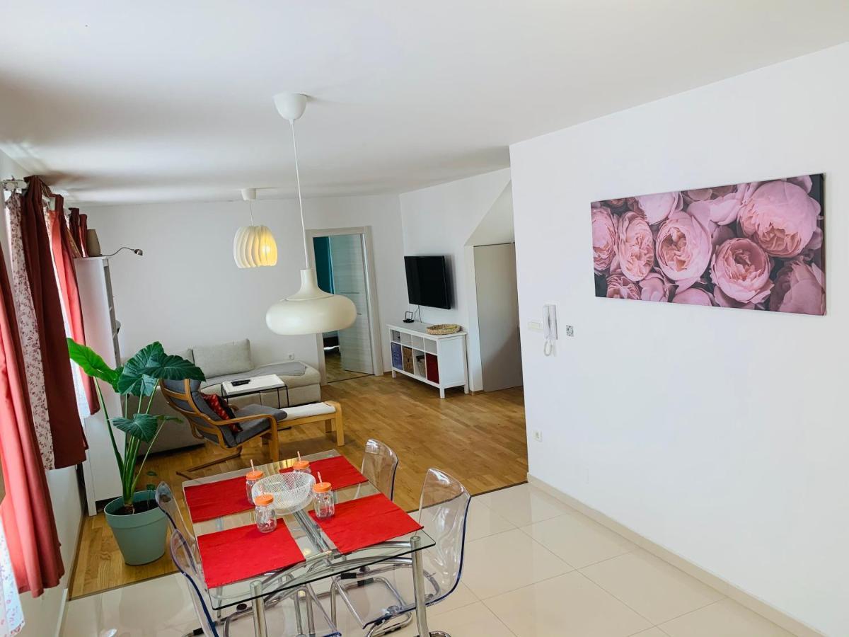 Apartman Marley Appartement Kostrena Buitenkant foto